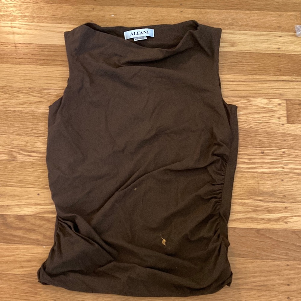 Brown tank top
